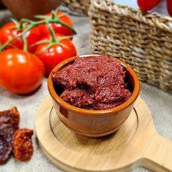 El yapımı Aydın domates salçası